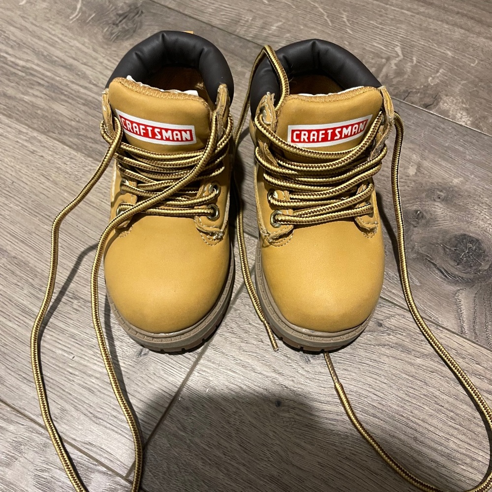 Craftsman toddler size 6 waterproof boot